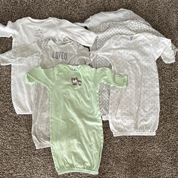 Baby Sleep Gowns Set - Gender Neutral - Picture 1 of 1